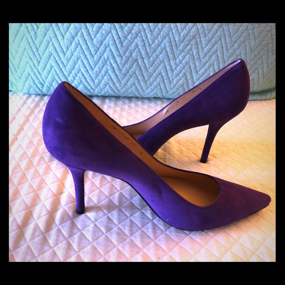 Stuart Weitzman new Purple Suede size 11 heels